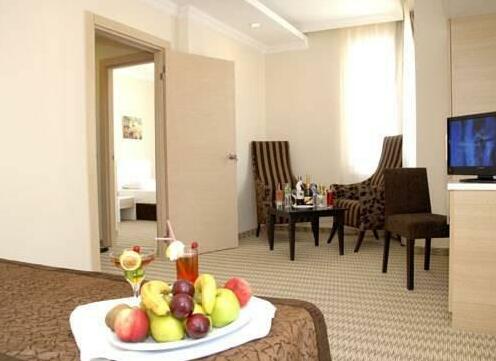 Azuu Suite Hotel - Photo5