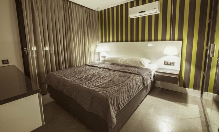 BMK Suites Apartments - Photo3