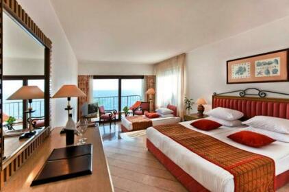 Divan Antalya Talya Hotel