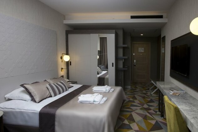 Fame Residence Lara & Spa - Photo3
