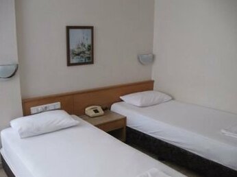 Isinda Hotel - Photo4
