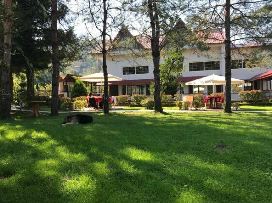 Pinar Kir Evi - Photo2