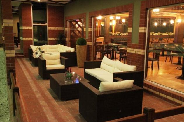 Padok Premium Hotel and Stables - Photo2