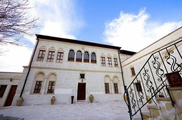 Hikmet's House - Photo2