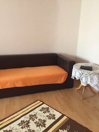 Daire Karadut - Photo2