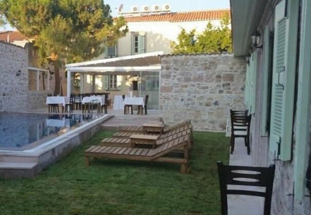 Cunda Poseidon Hotel - Photo2