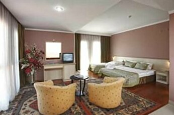 Halic Park Hotel Ayvalik - Photo5