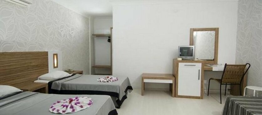 Aquabella Beach Hotel - Photo3
