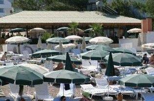 Nautilus Resort Hotel - Photo3