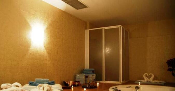 Ring Beach Hotel - Photo4