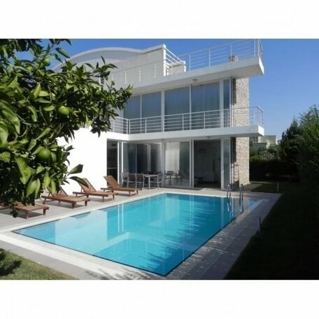 Novron Villa 11 - Photo2