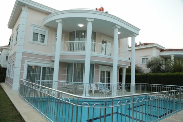 Villa Aslam Kadriye Mahallesi 236 Sokak No 1-4 Tolerance Golf Sitesi C-1 Blok Serik Antalya