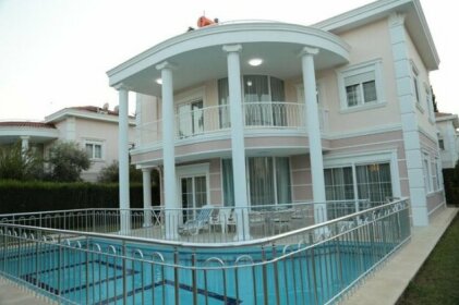 Villa Aslam Kadriye Mahallesi 236 Sokak No 1-4 Tolerance Golf Sitesi C-1 Blok Serik Antalya