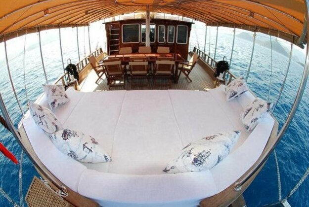 Barbaros Yachting Private Gulet 3 Cabins - Photo3