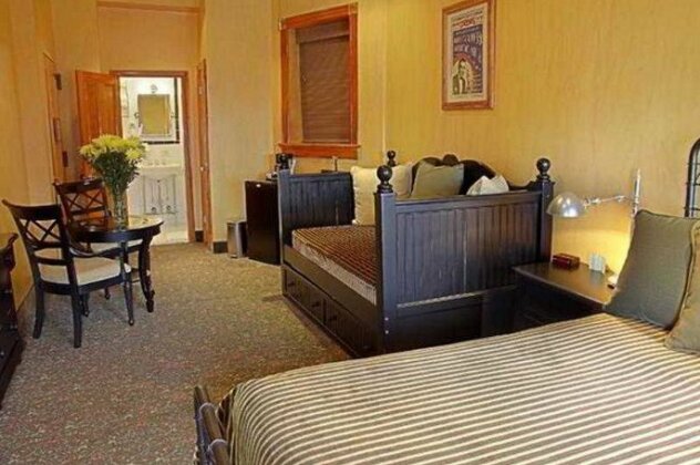 Blue Moon Hotel and Resort - Photo5