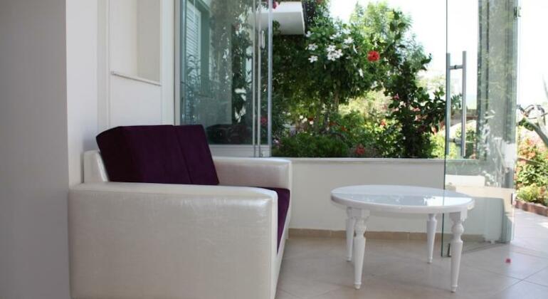 Bronze Hotel - Photo4