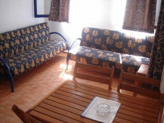 Central Apart Hotel - Photo4