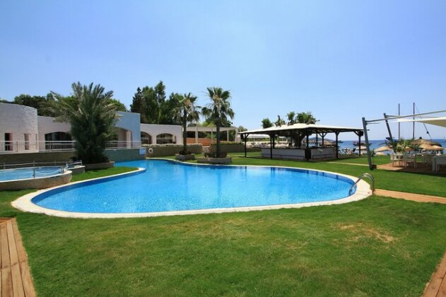 Costa Luvi Hotel - Photo2