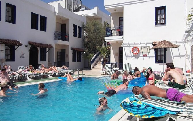 Gumbet Life Hotel - Photo2