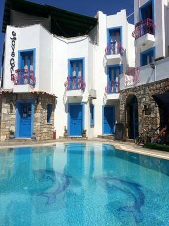 Love Inn Hotel - Photo2