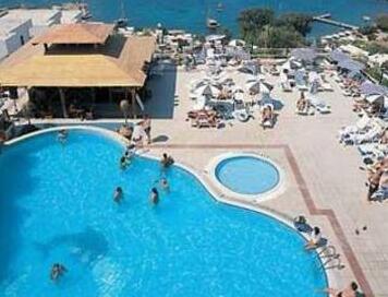 Royal Marin Resort - Photo2