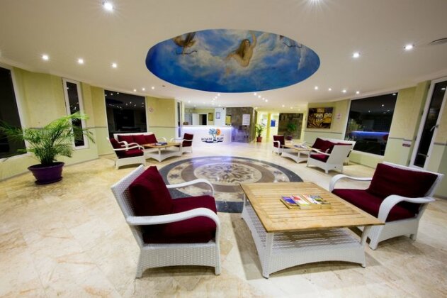 Royal Palm Beach Otel - Photo4