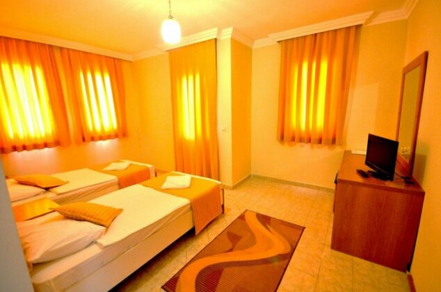 Sun Point Suites Hotel - Photo4