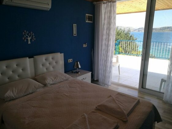 Mavi Akvaryum Pension - Photo3