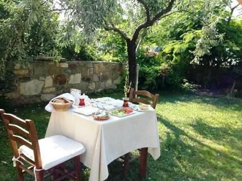 Bozcaada Kirli Otel - Photo2
