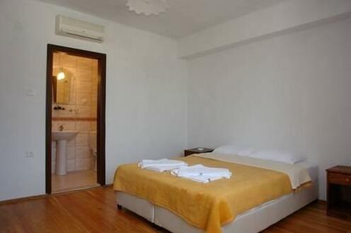 Lefkofris Hotel - Photo4