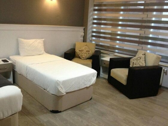 Eves Home Suites - Photo5
