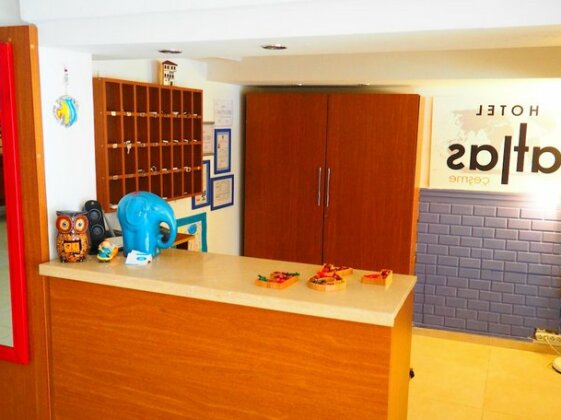 Atlas Hotel Cesme - Photo2