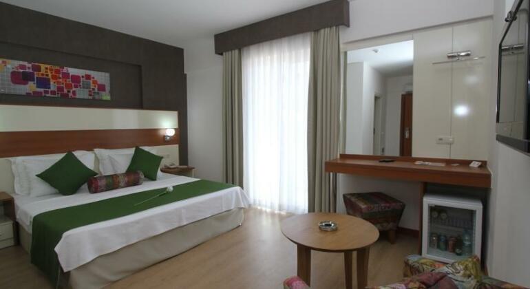 Ege Tulip Cesme - Photo5