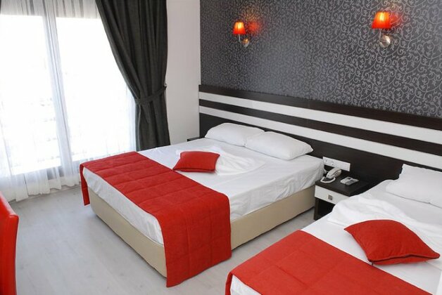 Eleven Hotel - Photo2