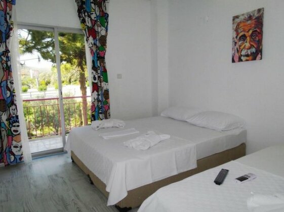 Fullmoon Rooms - Photo3