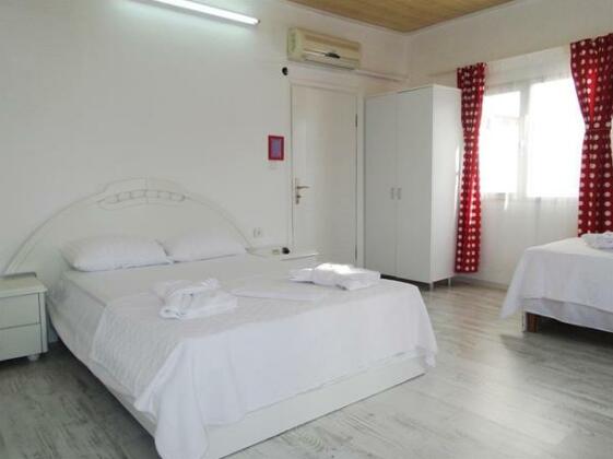 Fullmoon Rooms - Photo5