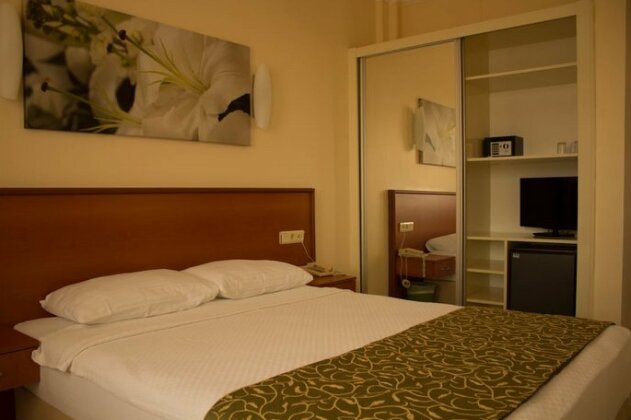 Lord Hotel Cesme - Photo4