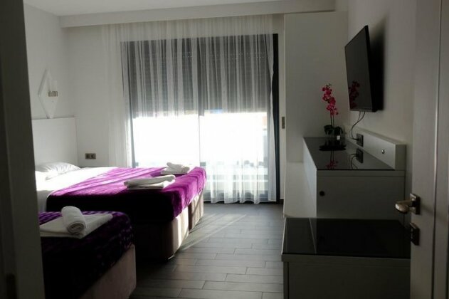 Mert Hotel Cesme - Photo3