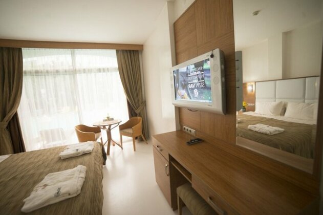 Rooms Bohemian Hotel - Photo4