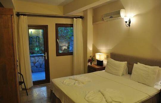 Hotel Villa Monte Cirali - Photo4