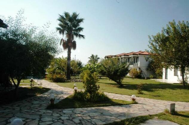 Club Mel Holiday Resort - Photo5