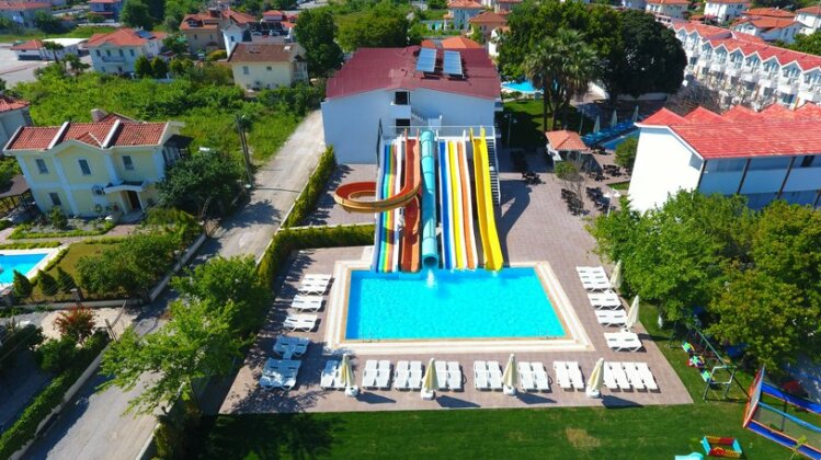 Grand Emir Hotel & SPA - Photo4