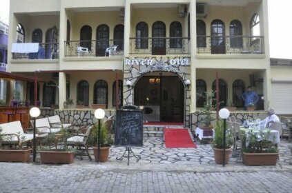 Hotel Tas Konak