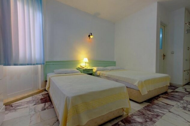 Mandalinn Hotel - Photo5