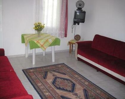Meric & Beray Villa Apart - Photo4