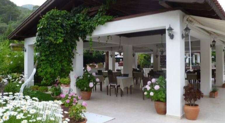 Sultan Palas Hotel - Photo2
