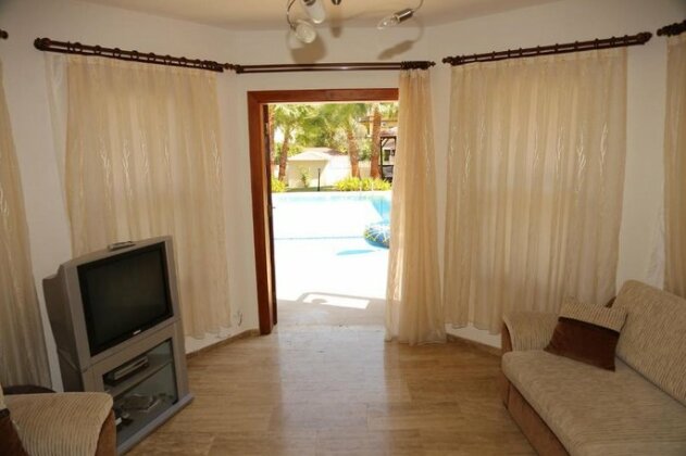Villa Sari - Photo3