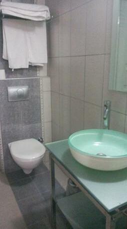 Halley Hotel - Photo4