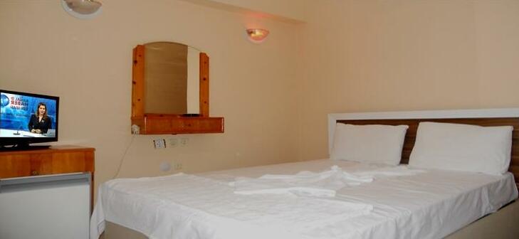 Brand Hotel - Photo2