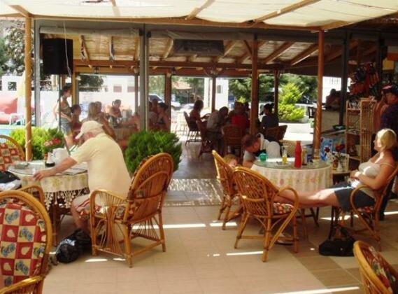 Huner Hotel - Photo3